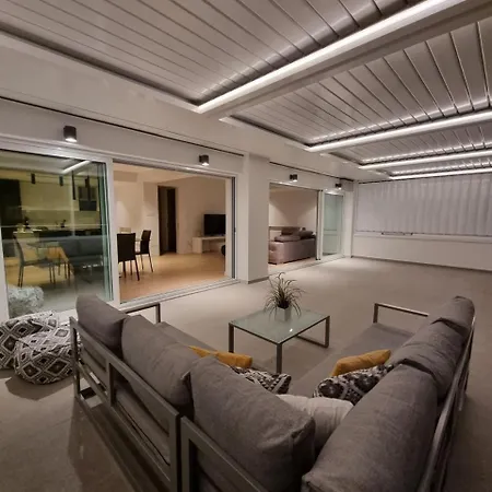 Apartman Deluxe Downtown With Spacious Balcony *